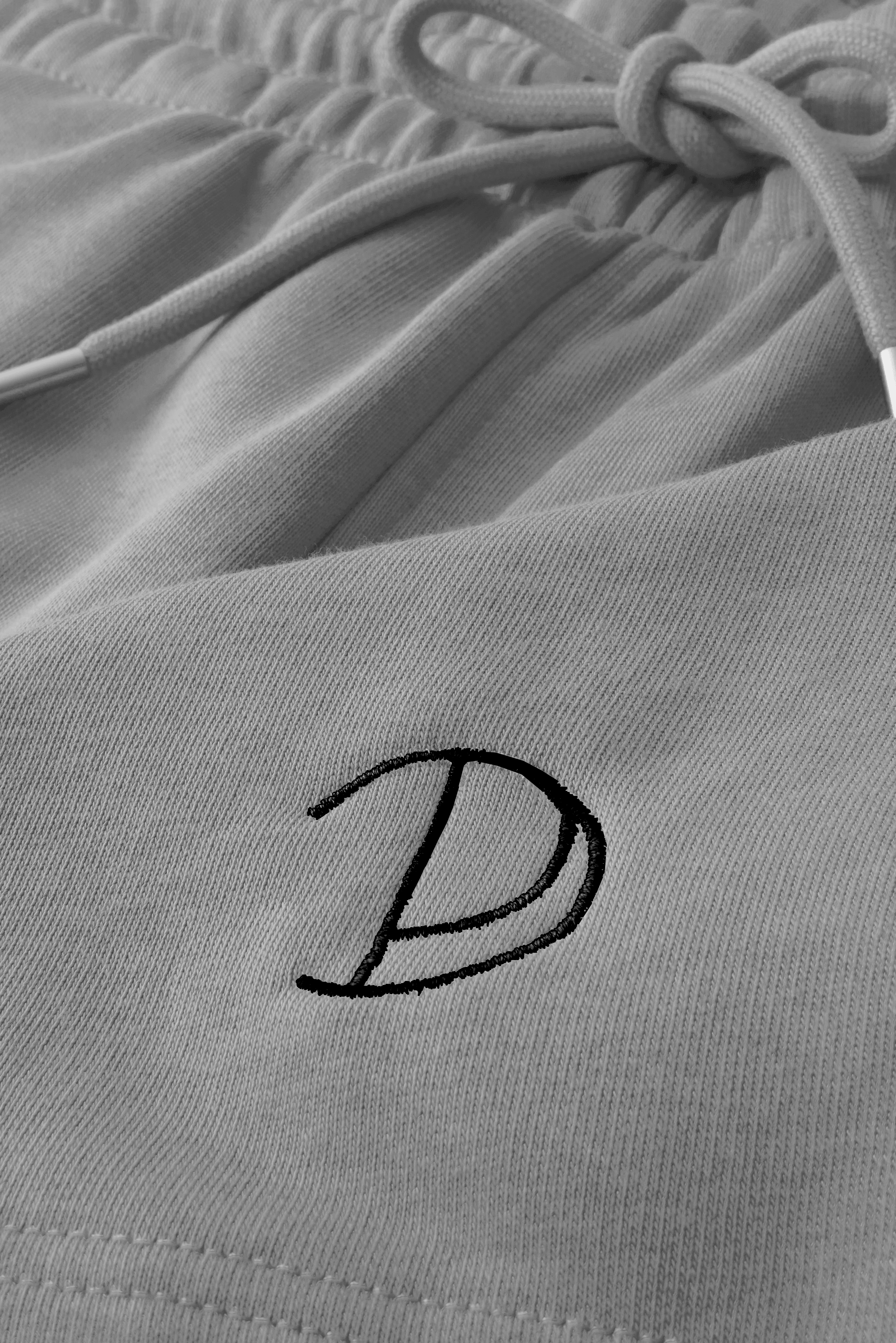 刺繡P短褲
