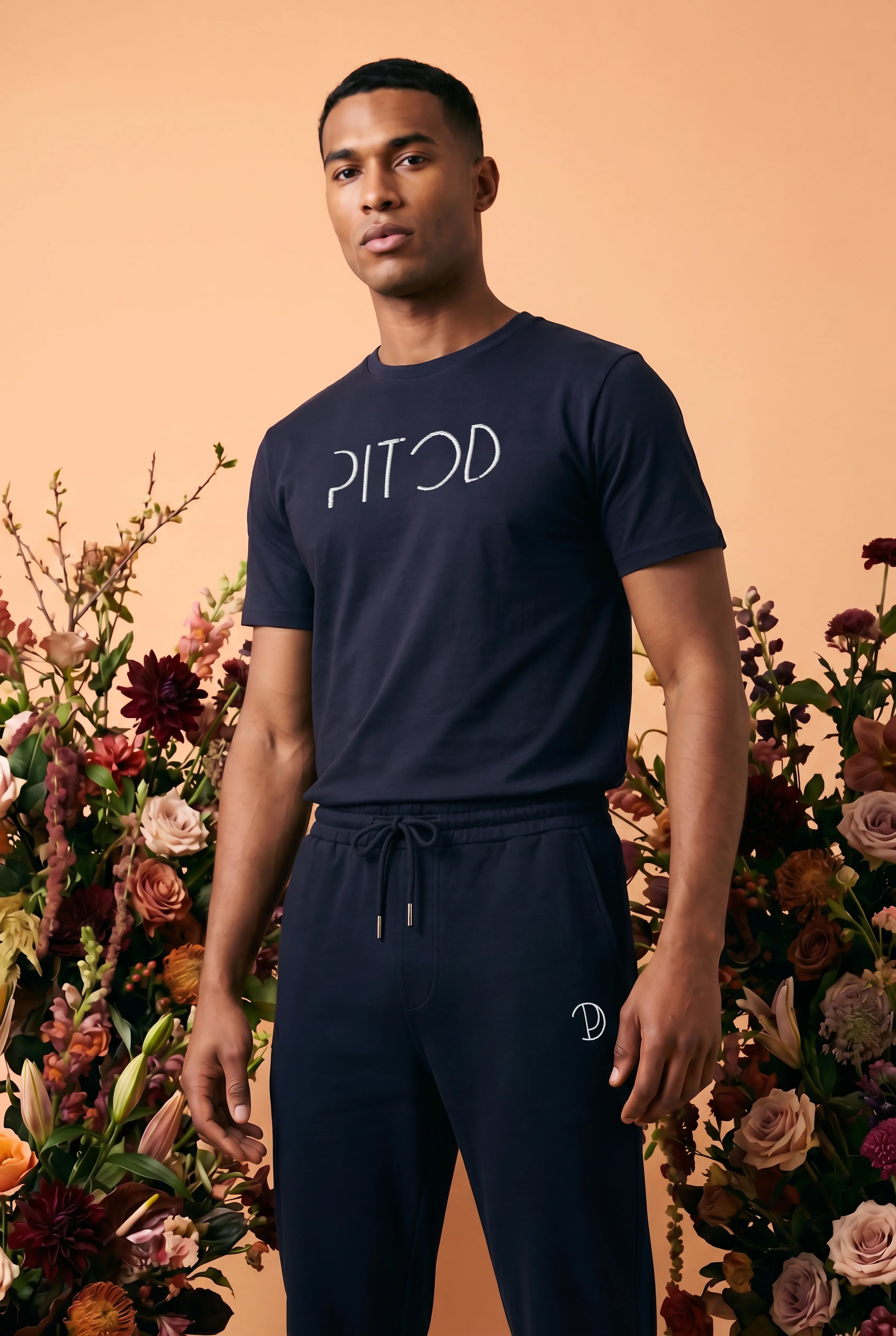 Broderad Pitod T-Shirt