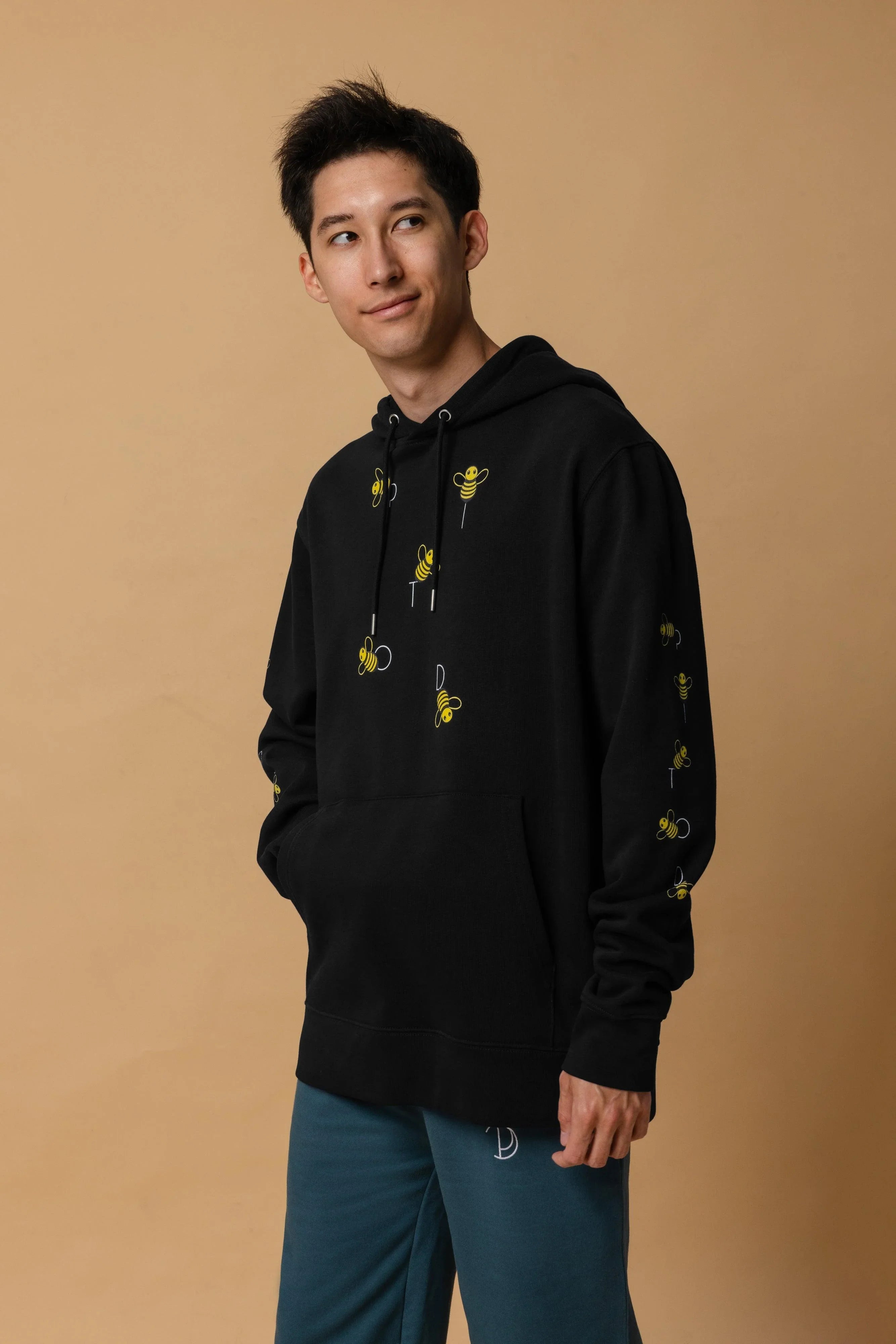 Sudadera con capucha Bee