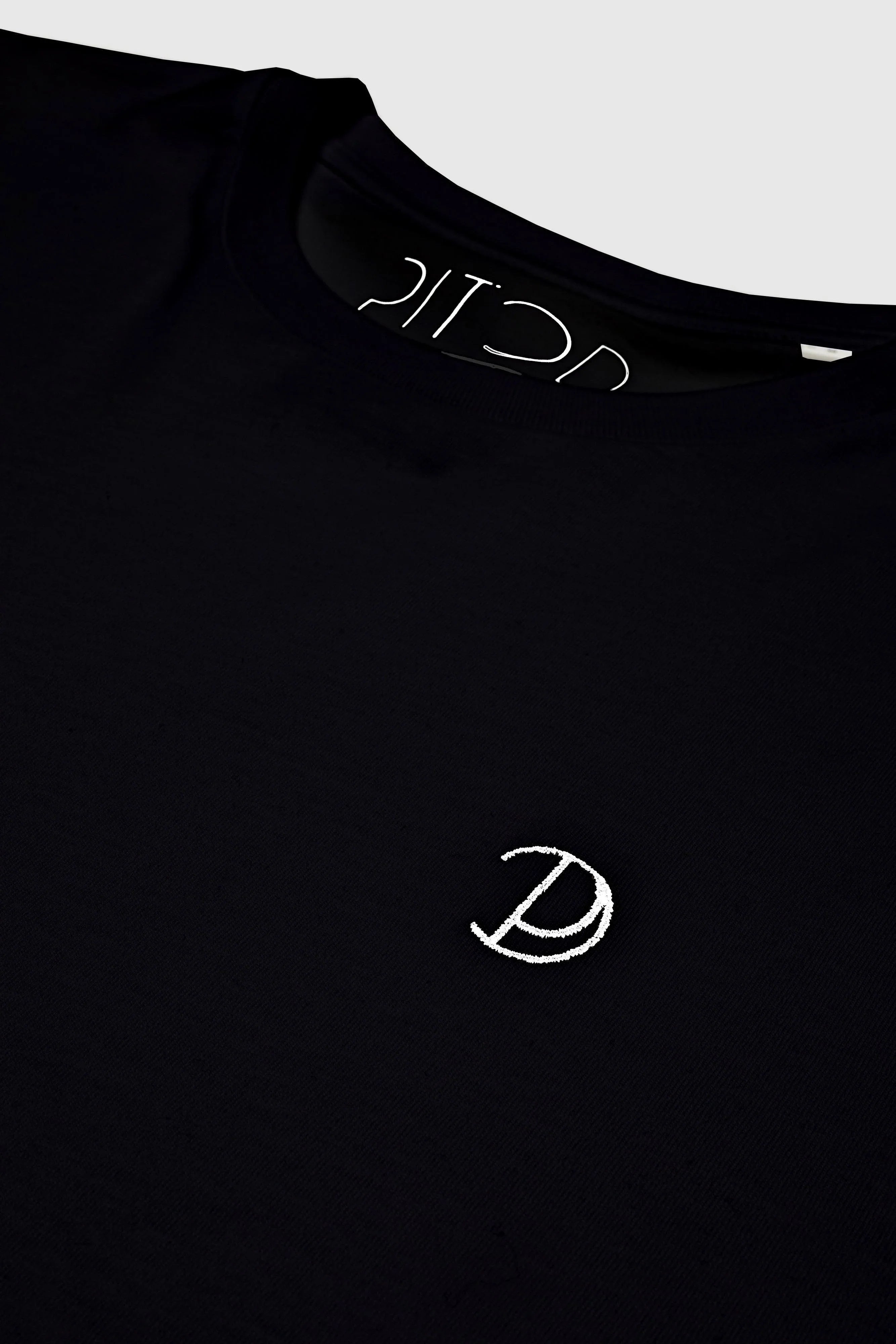 Chest Logo T-Shirt | T-shirt | pitod.com