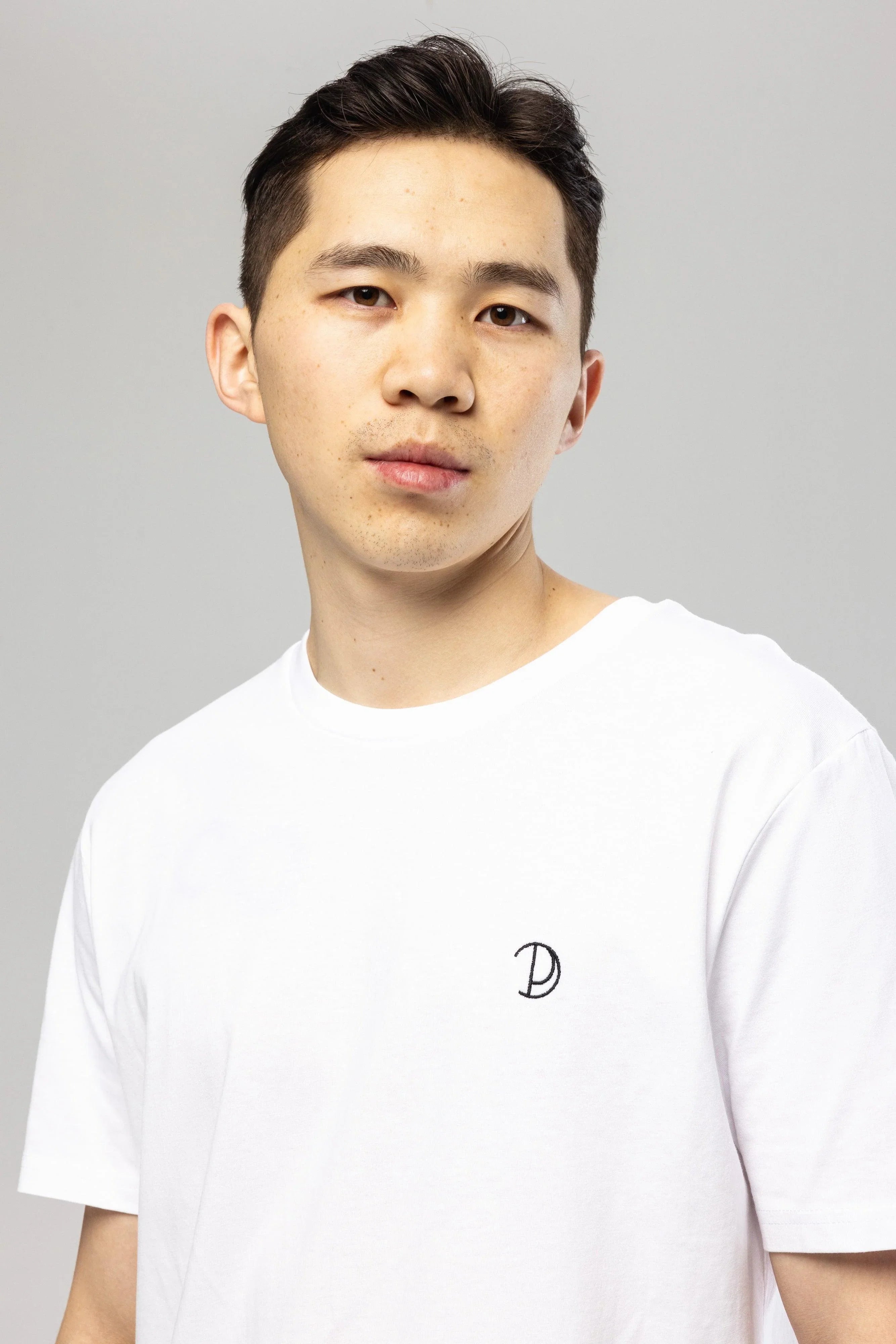 Chest Logo T-Shirt | T-shirt | pitod.com