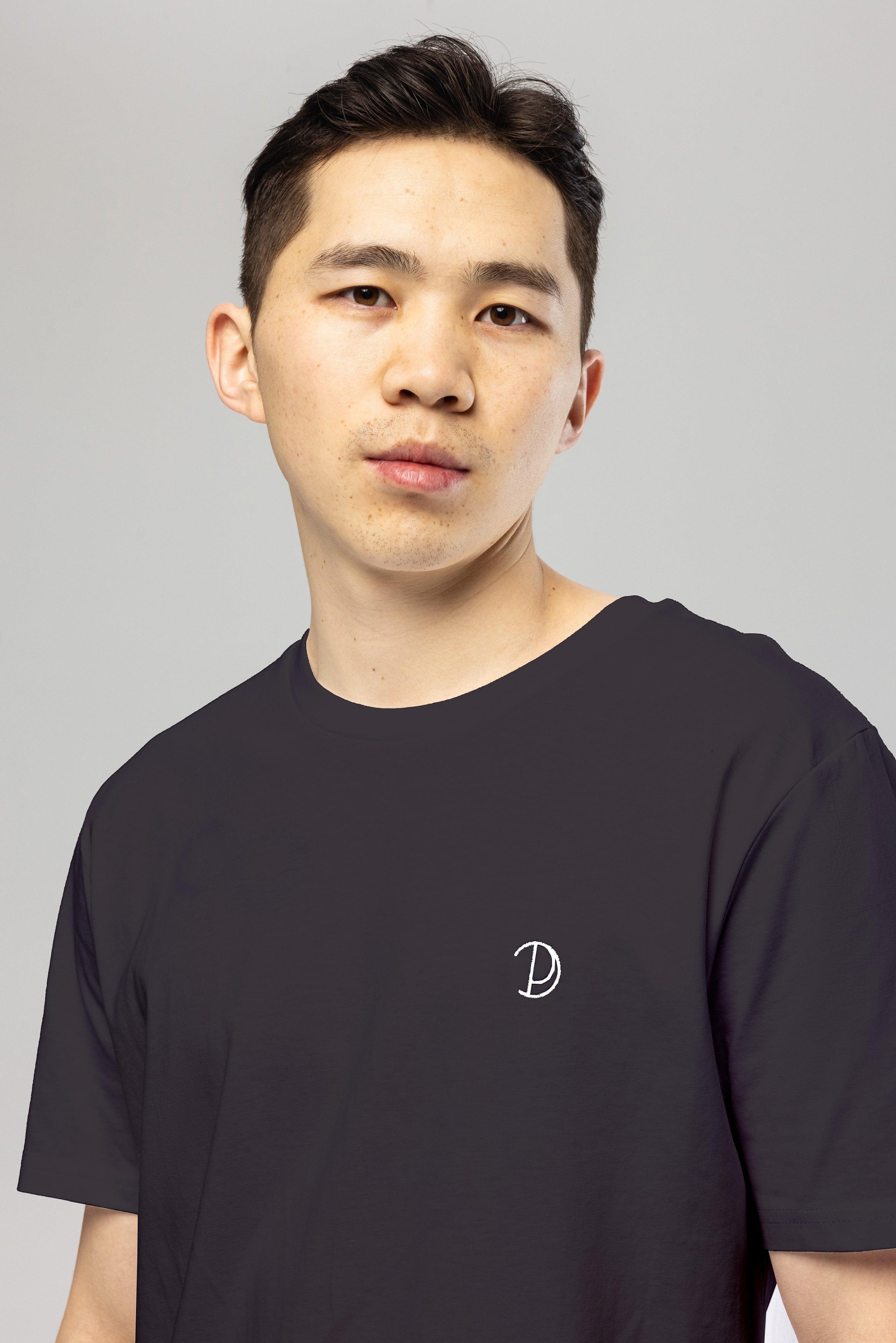 Chest Logo T-Shirt | T-shirt | pitod.com