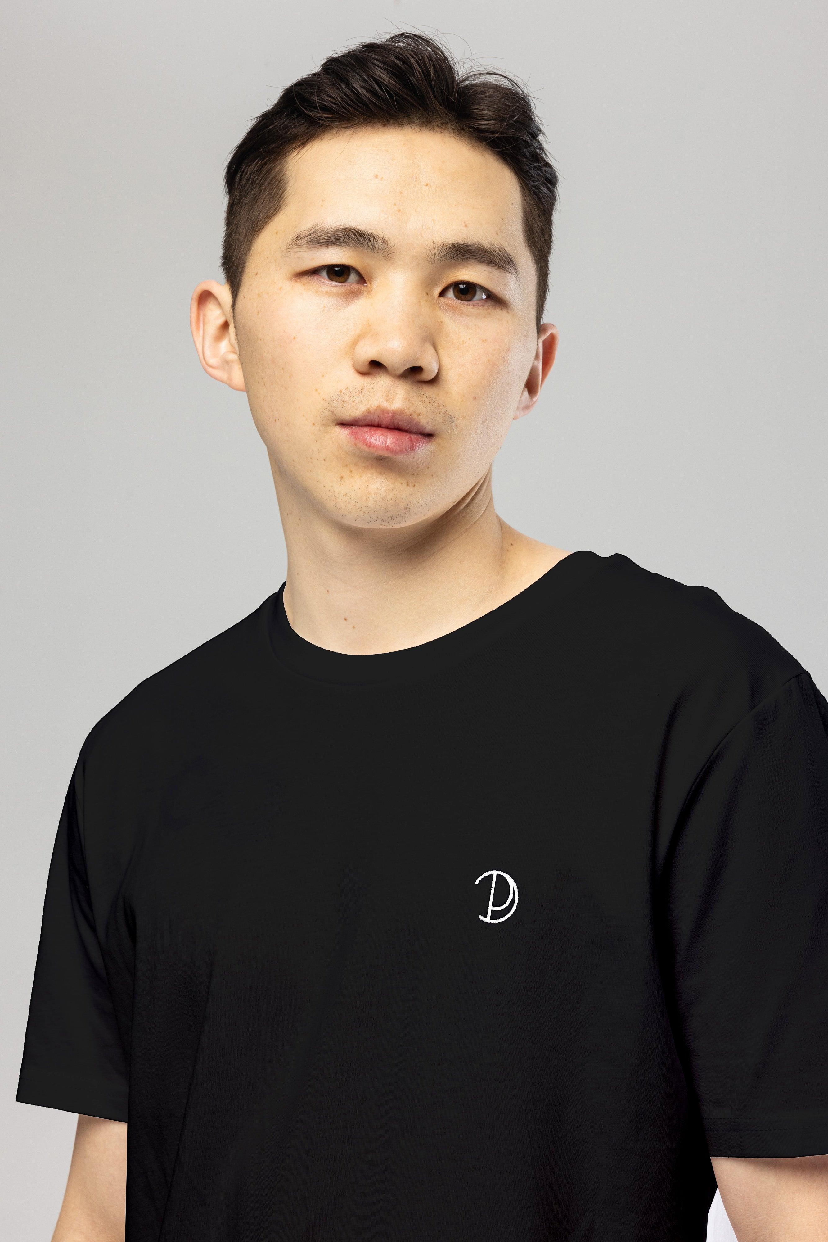 Chest Logo T-Shirt | T-shirt | pitod.com