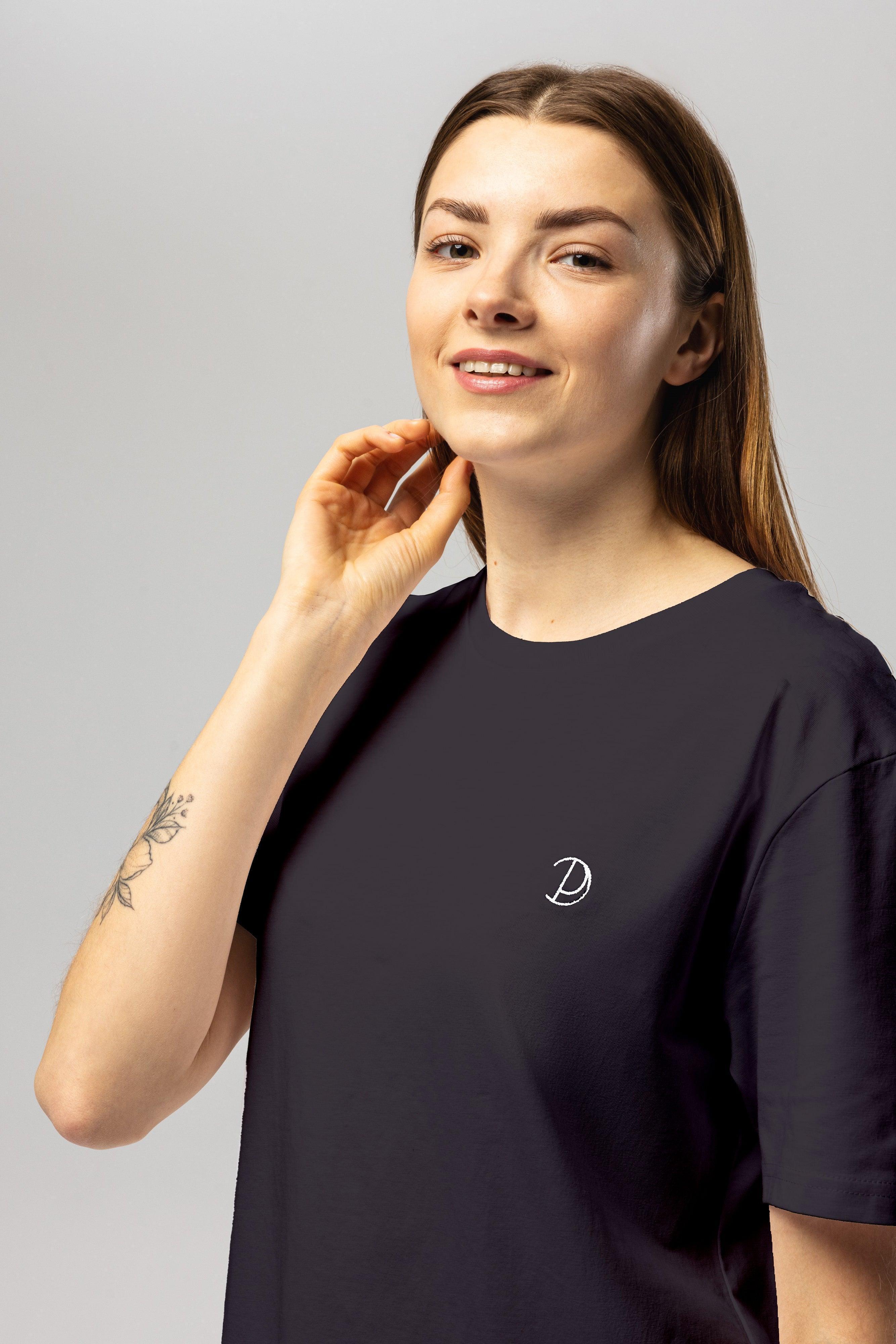Chest Logo T-Shirt | T-shirt | pitod.com