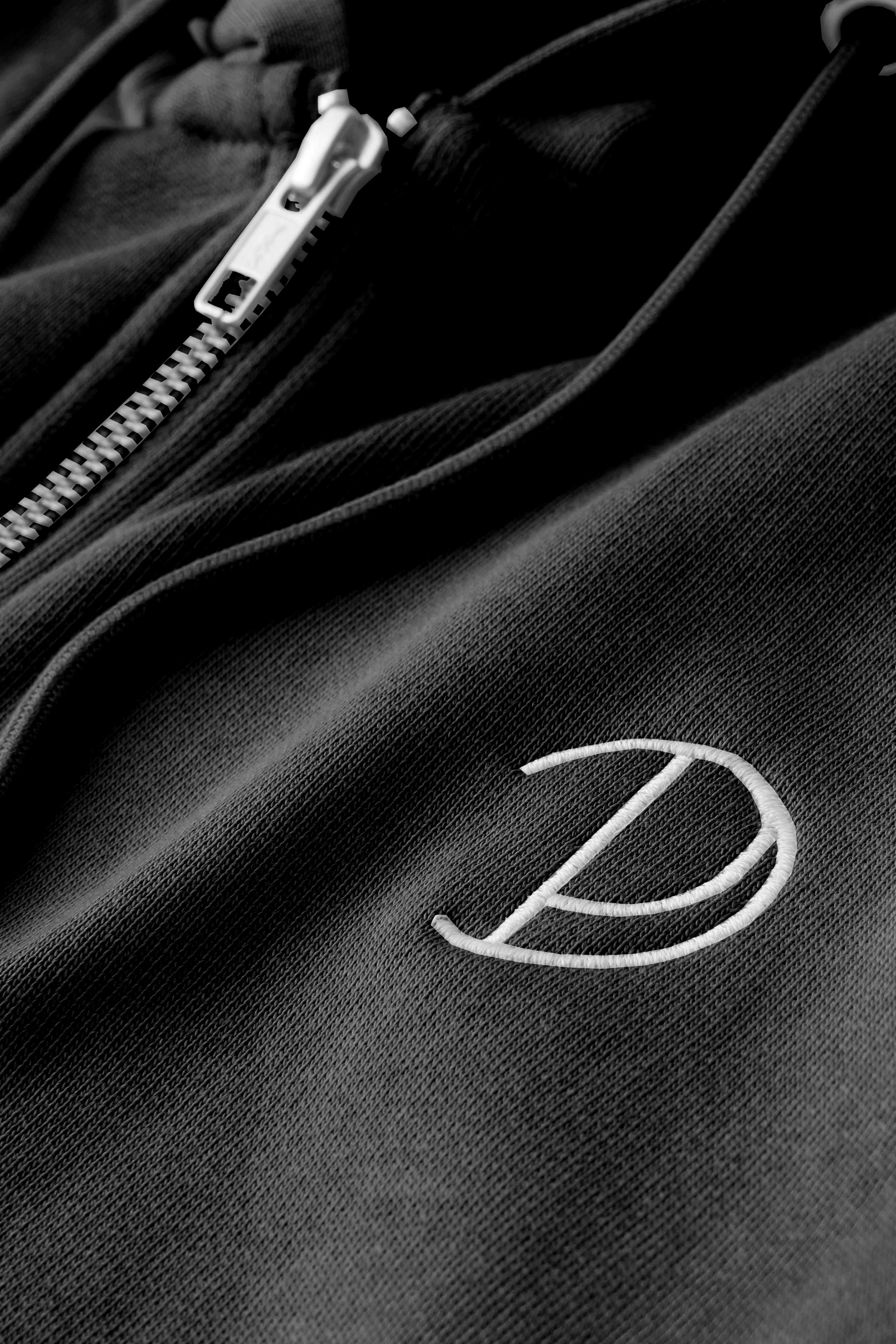 Sweat à capuche zippé brodé P