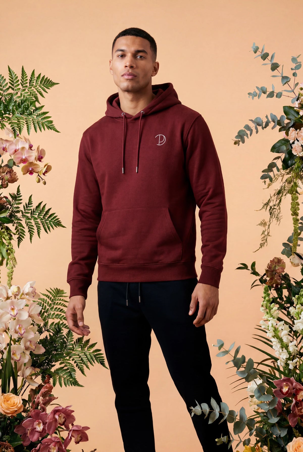 Bestickter P Hoodie