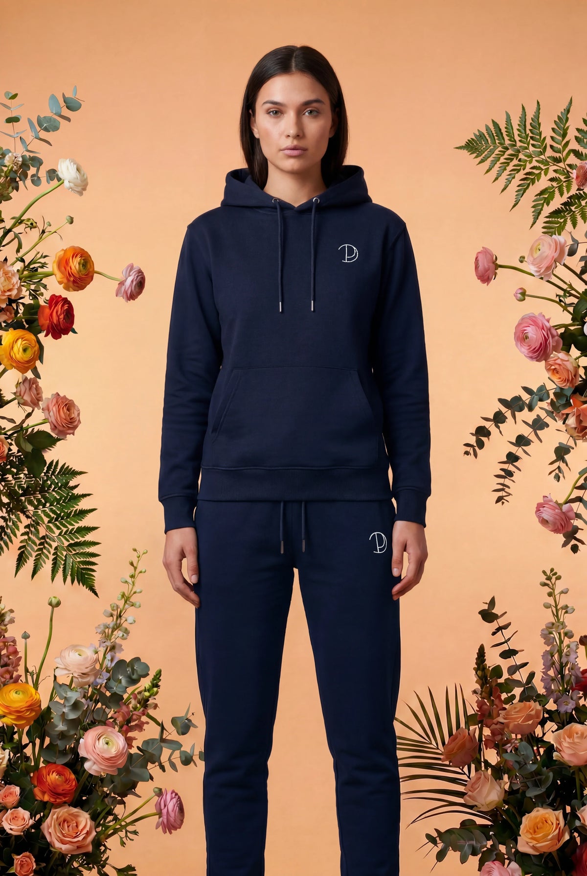 Sweat à capuche en P brodé