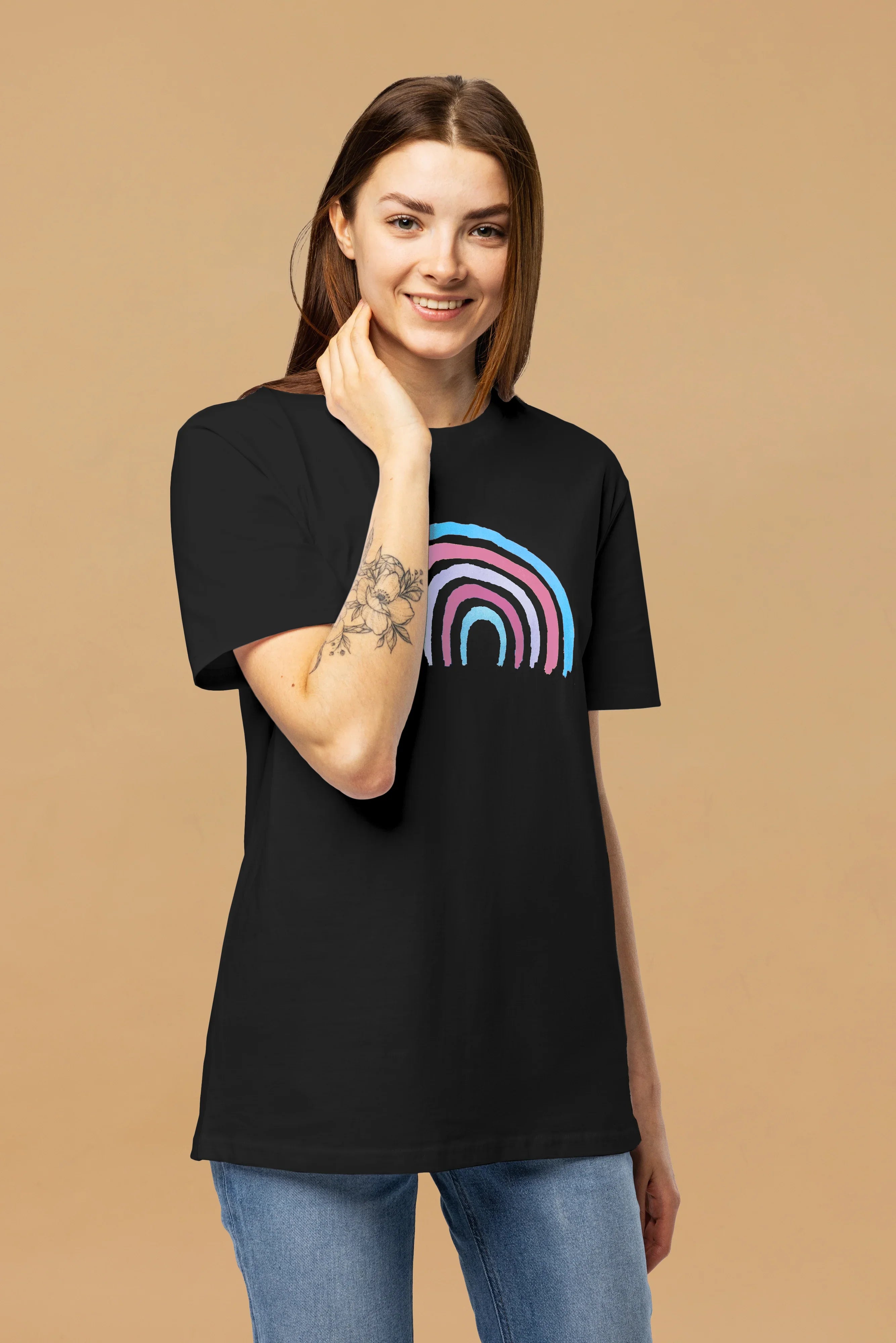 Camiseta arco-íris transgênero